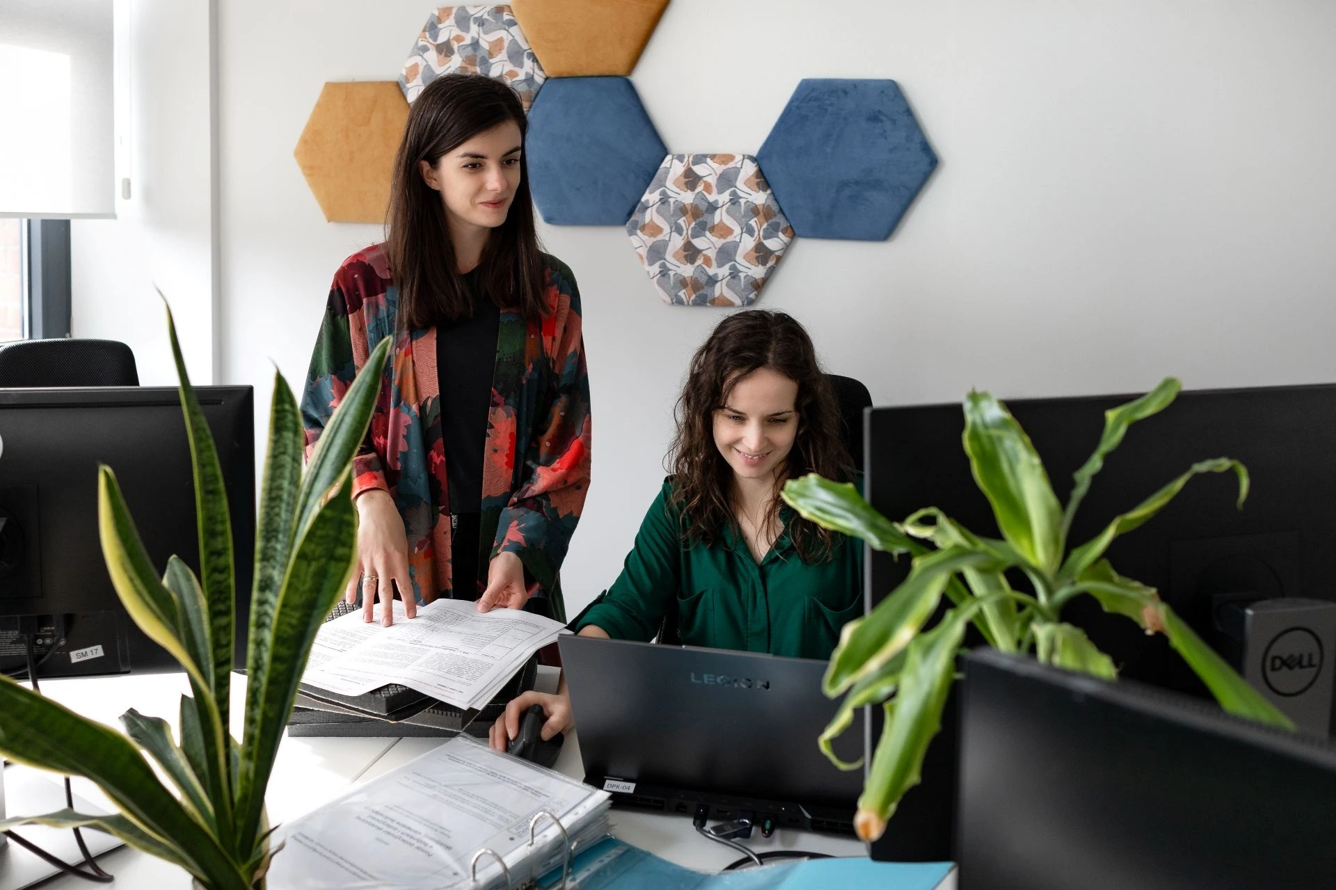 Lärm im modernen Büro – effektive Lösungen