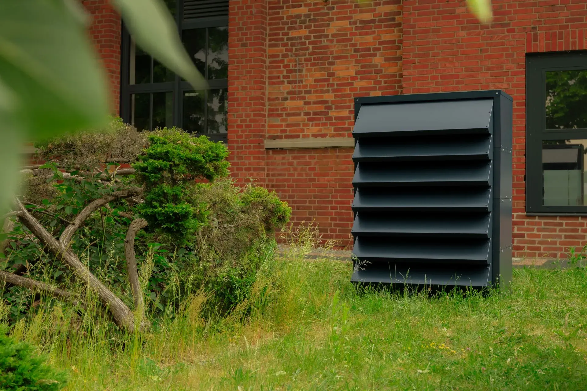 Schalldämmung von Wärmepumpen und Klimaanlagen – wie kann man sich einen Wettbewerbsvorteil in der HLK-Branche verschaffen?